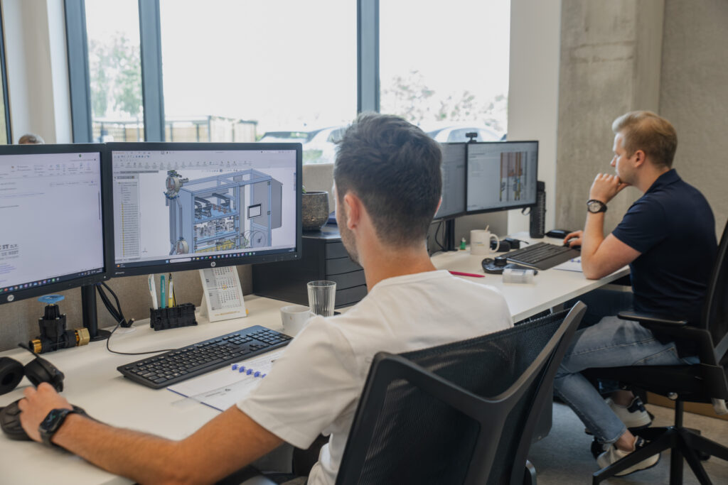 Senior Mechanical Engineer